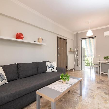 Bilocale - Δίχωρο Διαμέρισμα Δίπλα Στα Ψηλαλώνια Patras Exteriör bild
